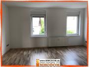3 Zimmer Wohnung mit BALKON und LAMINAT in bester Lage...
