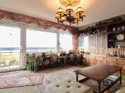 3 Zimmer Wohnung mit Balkon und Stellplatz zentral...