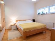 Zentrale 3 Zimmer Wohnung mit Balkon und Tiefgarage in... Zentrale 3 Zimmer Wohnung mit Balkon und Tiefgarage in...