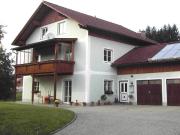 3 Zimmer Wohnung mit Garten und Einbauküche