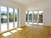 3 Zimmer Wohnung mit großzügiger Terrasse in ruhiger Lage