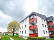 3 Zimmer Wohnung mit Loggia, Parkplatz und Kellerabteil