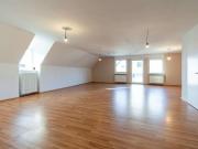 3 Zimmer Wohnung mit moderner Einbauküche