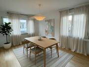 3 Zimmer Wohnung mit Südbalkon & Garage am Killesberg!