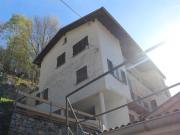 3 Zimmer Wohnung zu renovieren im EG in 3 FMH /...