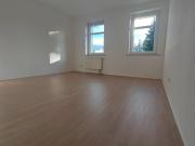 3 Zimmerwohnung mit Dusche und Badewanne, Parkplatz,...