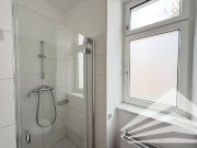 3 Zimmerwohnung mit Küche und Balkon in saniertem Stadthaus!