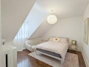 3A 107 Concord Ave: Bright and spacious 1 bedroom, 1 bahrm