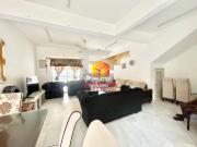 3Bedroom/2Bathroom 990sf 2 Carpark lots. Side by side）...