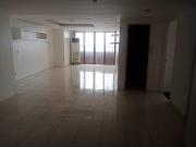 3BR 142SQM Condo Skyway Twin Tower Condominium for Lease...