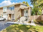 3br 2wr Semi detach. In Mississauga Near...