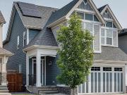 3br Executive Home In Lake Community