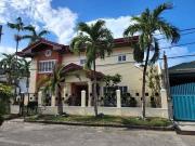 3BR House And Lot For Sale in BF Resort Village