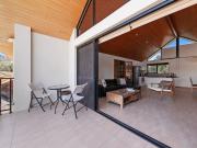 3BR Swan River Apartment, Fully Furnished with Utilities...