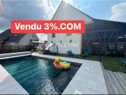 3%COM Très belle demeure avec piscine