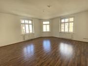 3R Whg. mit EBK in zentralter Lage mit Ankleidezimmer & EBK