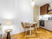 3rd Arr. Gem: Cozy 28m² Renovated Apartment