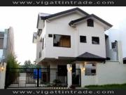3Storey Duplex House with Attic in Talamban near Malls...