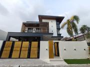 3Storey Modern House and Lot for Sale in BF Homes...