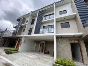 3Storey Townhouse For Sale in Commonwealth Ave QC Rey...
