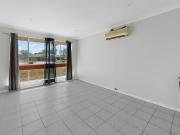 3x1 Gem in Girrawheen