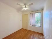 3x1 Unit in St James with Courtyard