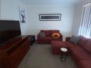 3x1 WITH SEPARATE LOUNGE