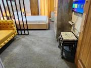 400 Ft² Flat for Rent