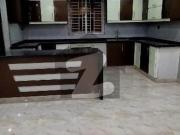 400 Square Yards House For Rent Corner West Open Block 2...