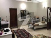 400 Yards House For Sale In Block 14