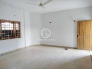 400 Yd² House for Rent