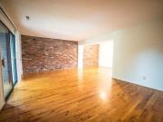 4010 12 Oak Street 2 Bedroom, 1 Bathroom