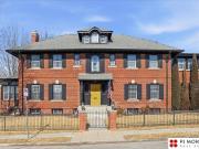 4016 Davenport St, Omaha, NE 68131