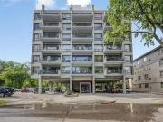 402 811 Grosvenor Ave, Winnipeg, MB, R3M 0M3 condo for sale.