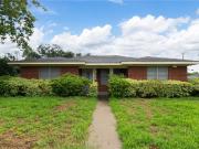 4030 San Fernando Place