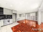 4033/118 Russell Street, Melbourne Apartment for rent...
