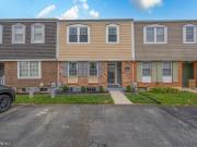 405 Monmouth Pl, Newark, DE 19702