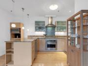 405 Rue Sherbrooke E Montréal Le Plateau Mont Royal, QC H2L