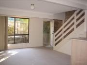 40/71 Olsen Avenue, Labrador, QLD 4215