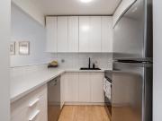 407 3 N GARDEN DRIVE, Vancouver, BC V5L 5C6 Condo For...