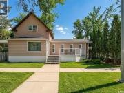 408 Duffield Street W, Moose Jaw, SK, S6H 5H8 house for...