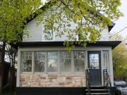 40 Centre Street North Apartment for Rent