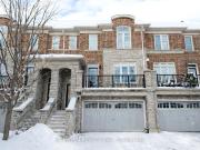 40 Chapman Court, Aurora | Leased, N12712 | Condos. Ca