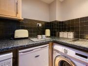 40 HYDE TERRACE Leeds LS2 9LN