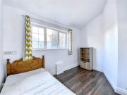 40 Kenyon Street, Nenagh, Tipperary REA Eoin Dillon 4916...