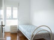 41073 Quarto com cama de solteiro em.