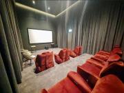 Bright, Stylish & Fully Furnished – Luxury Beachside...