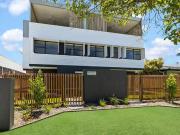 4/11 Ilaroo Crescent, Warana, QLD 4575