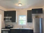 412 Church St 3 Windsor ON N9A 4S9 2 Bedroom Apartment...