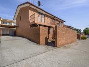 4/12 Hakea Street, Queanbeyan